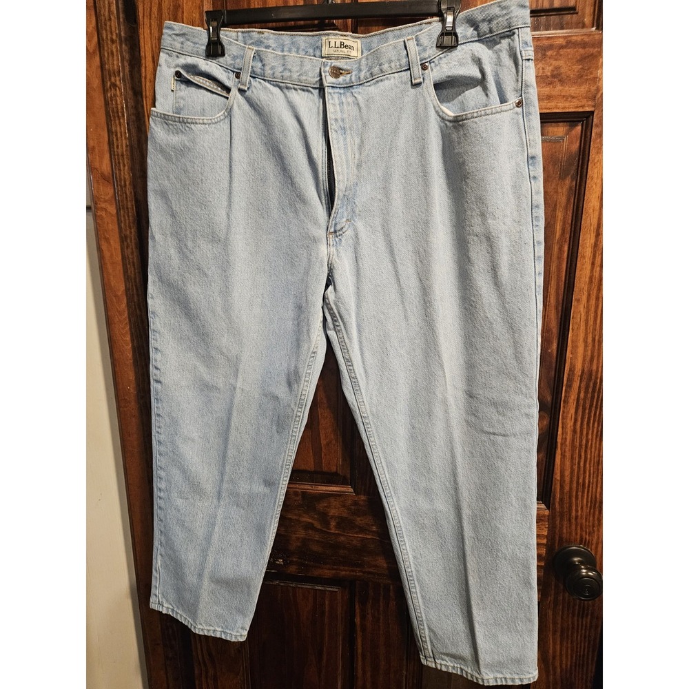 LL Bean Natural Fit Mens Denim Jeans Light Wash Blue 100% Cotton 42x29